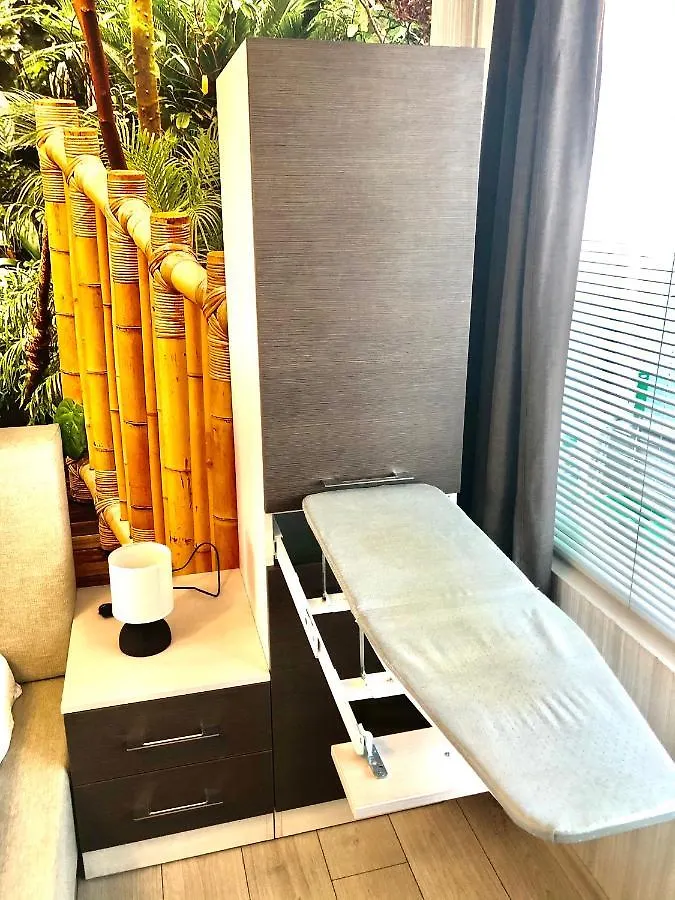 Avelov Art Apartment Burgas 0*,